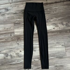 Lululemon Wunder Under Super High-Rise Tight *Full-On Luxtreme 28"
Black
